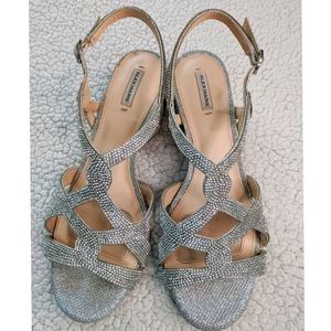 Alex Marie Crennan sandals silver rhinestone size 8. Like New